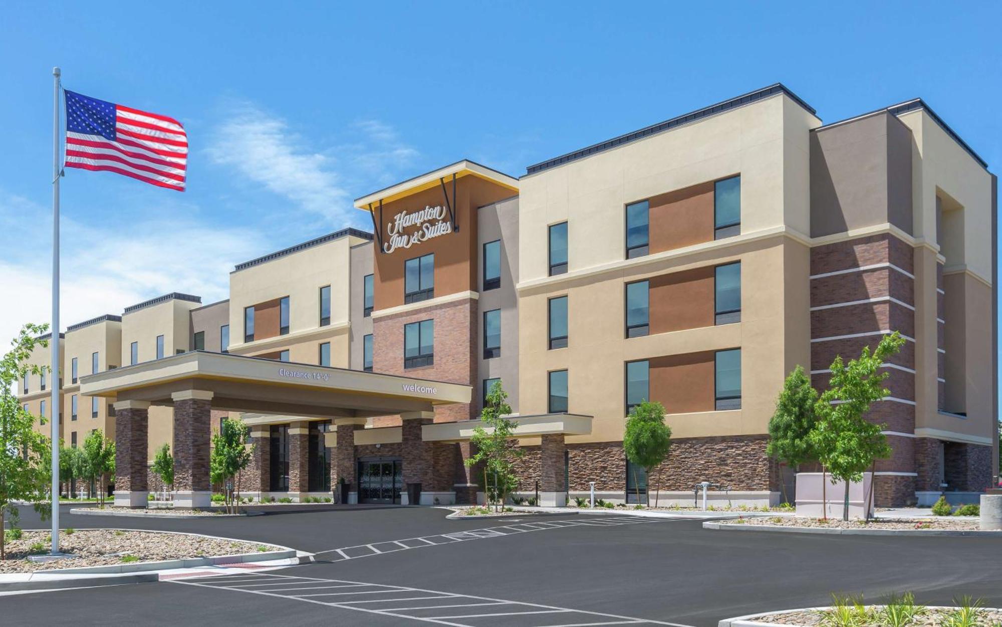 Hampton Inn & Suites Reno/ספארקס מראה חיצוני תמונה