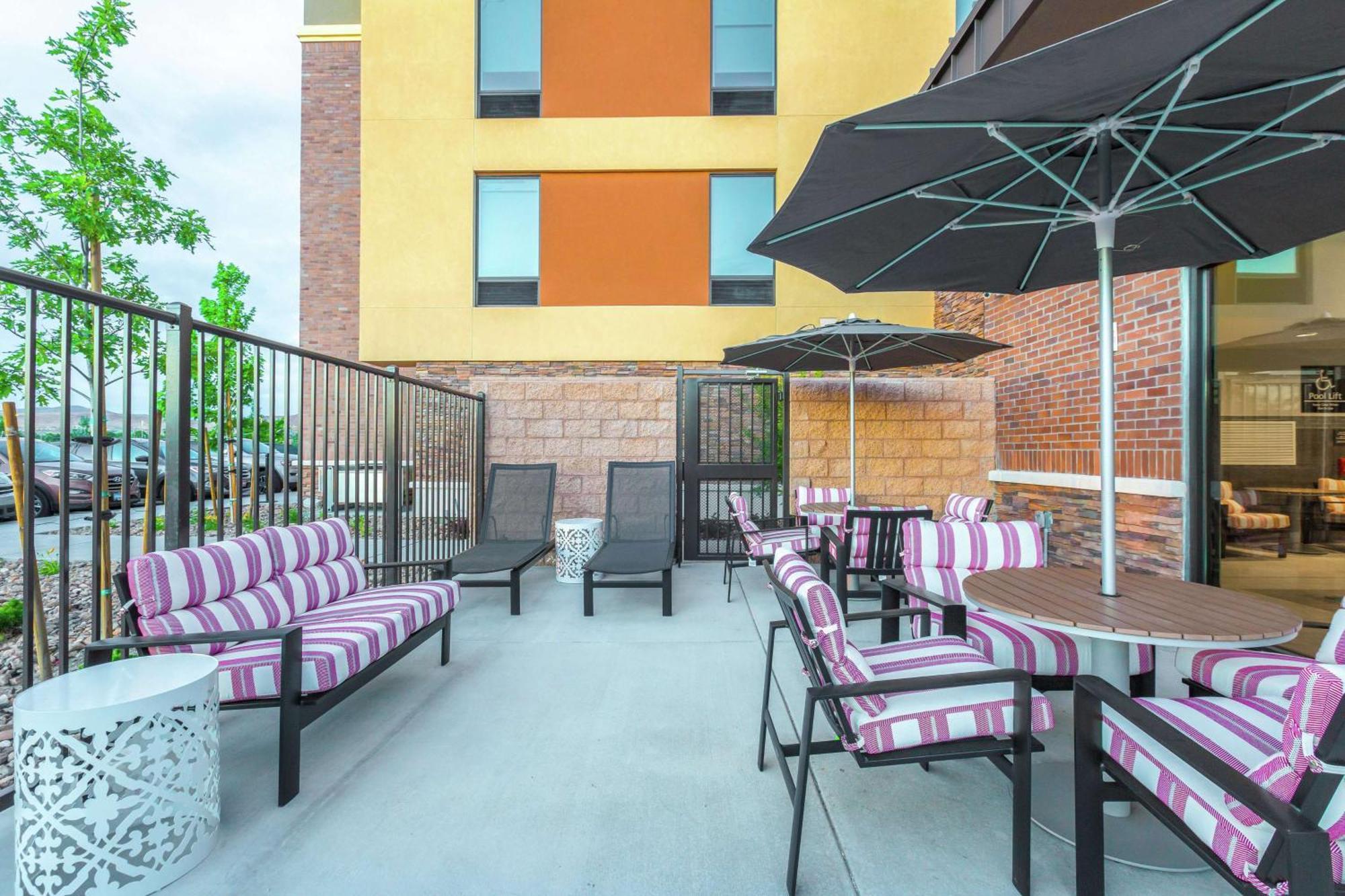 Hampton Inn & Suites Reno/ספארקס מראה חיצוני תמונה